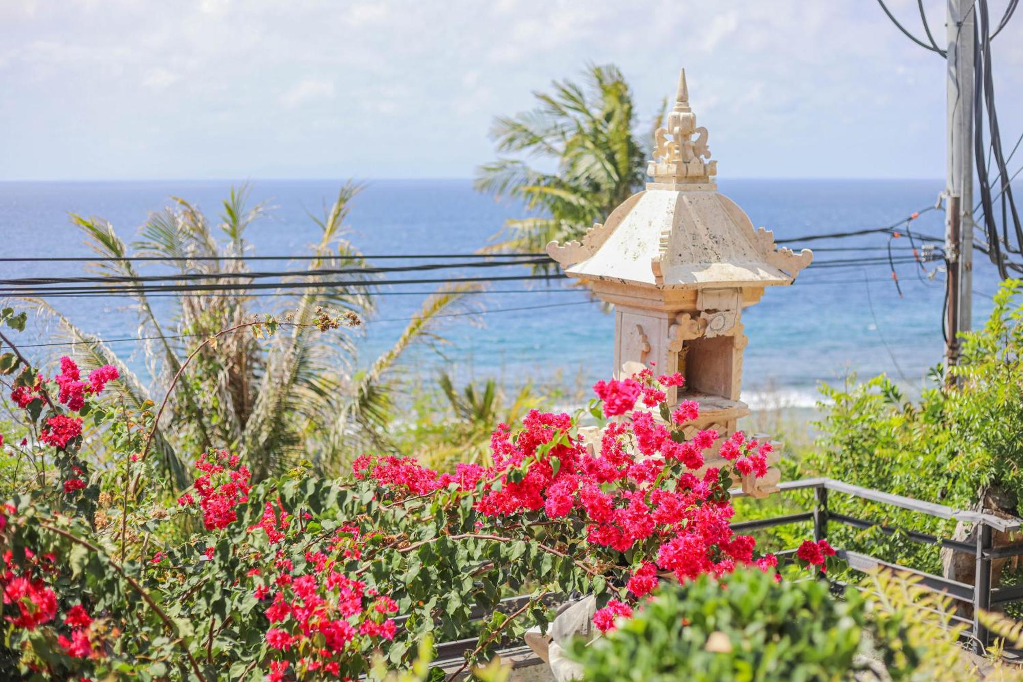 Manta Cottages With Sea View Batununggul エクステリア 写真