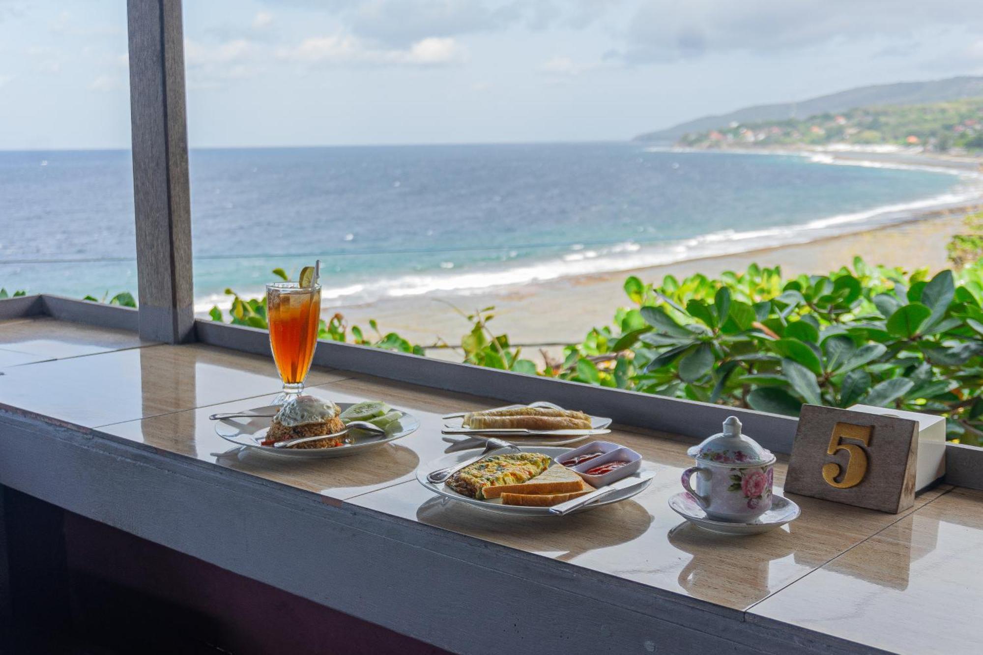 Manta Cottages With Sea View Batununggul エクステリア 写真
