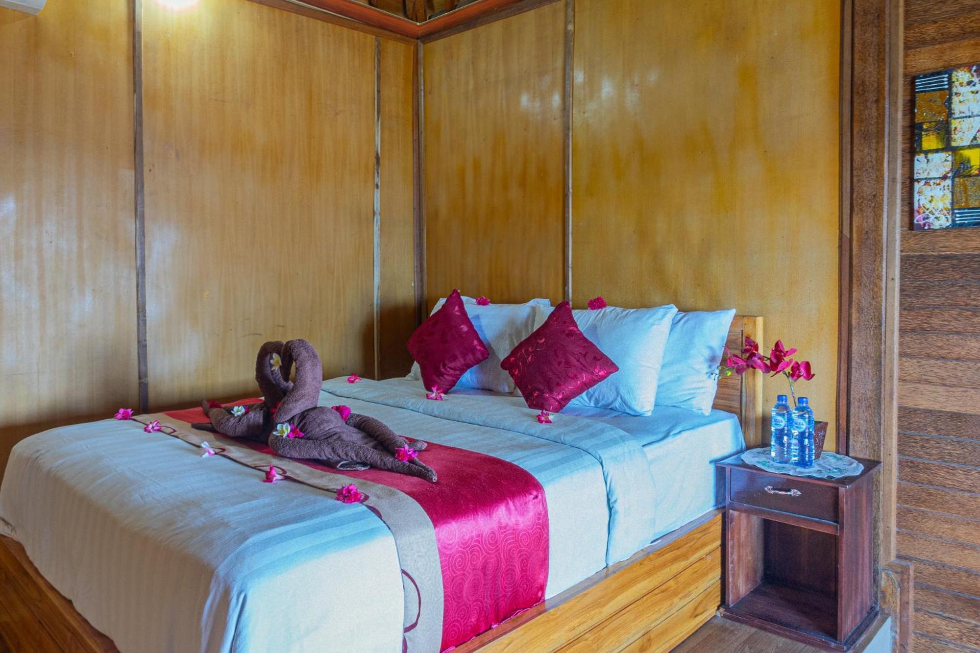 Manta Cottages With Sea View Batununggul エクステリア 写真